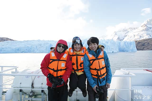 翻出老照片,2011年我们在智利百内国家公园看大冰川,当时还是小鲜肉罗浩。
